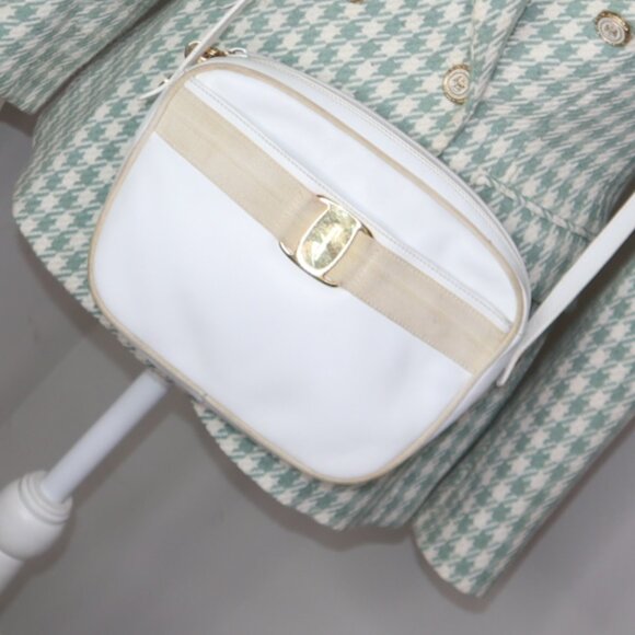 SALVATORE FERRAGAMO | Leather Crossbody Bag | Gold-Tone Hardware - Picture 3 of 10